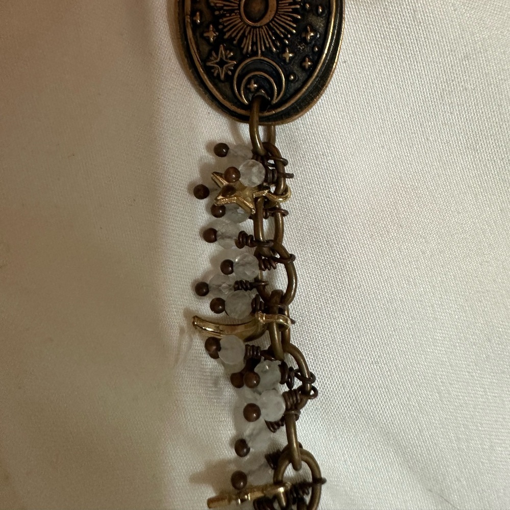 Vintage Style Pendant Necklace with Beads